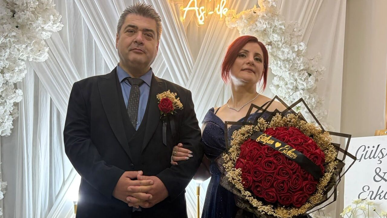 Erkan Ve Gülşen’in Mutlu Günü! Nişan Yüzükleri Takıldı
