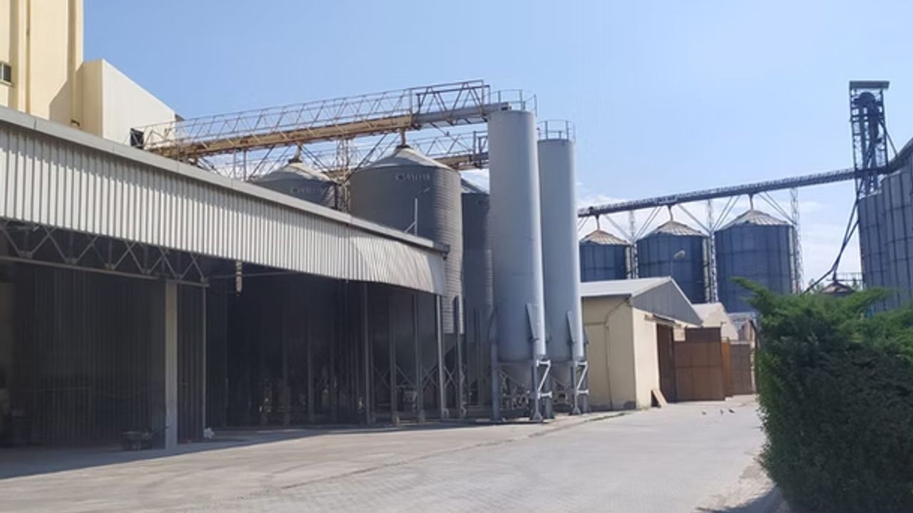 Fabrikadaki Yangın Korkuya Neden Oldu