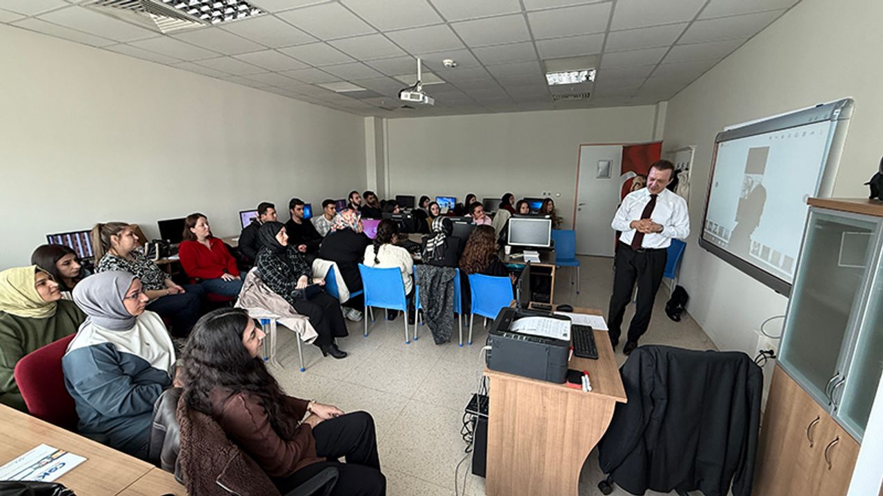 FARMAHANE Projesi Kapsamında Eczacı Kalfası Eğitimleri Başladı
