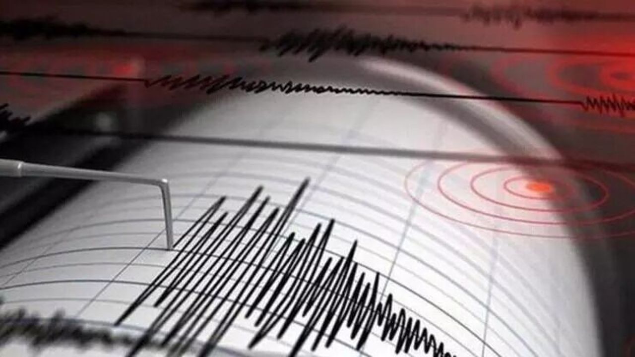 Gece Saatlerinde 5.5 Şiddetindeki Depremle Sarsıldık
