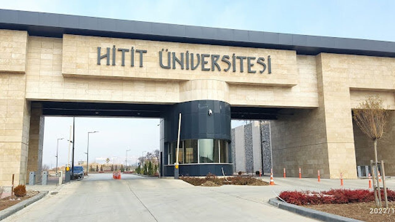 Hitit Üniversitesinde 462 Öğrenci İş Hayatına Hazırlandı