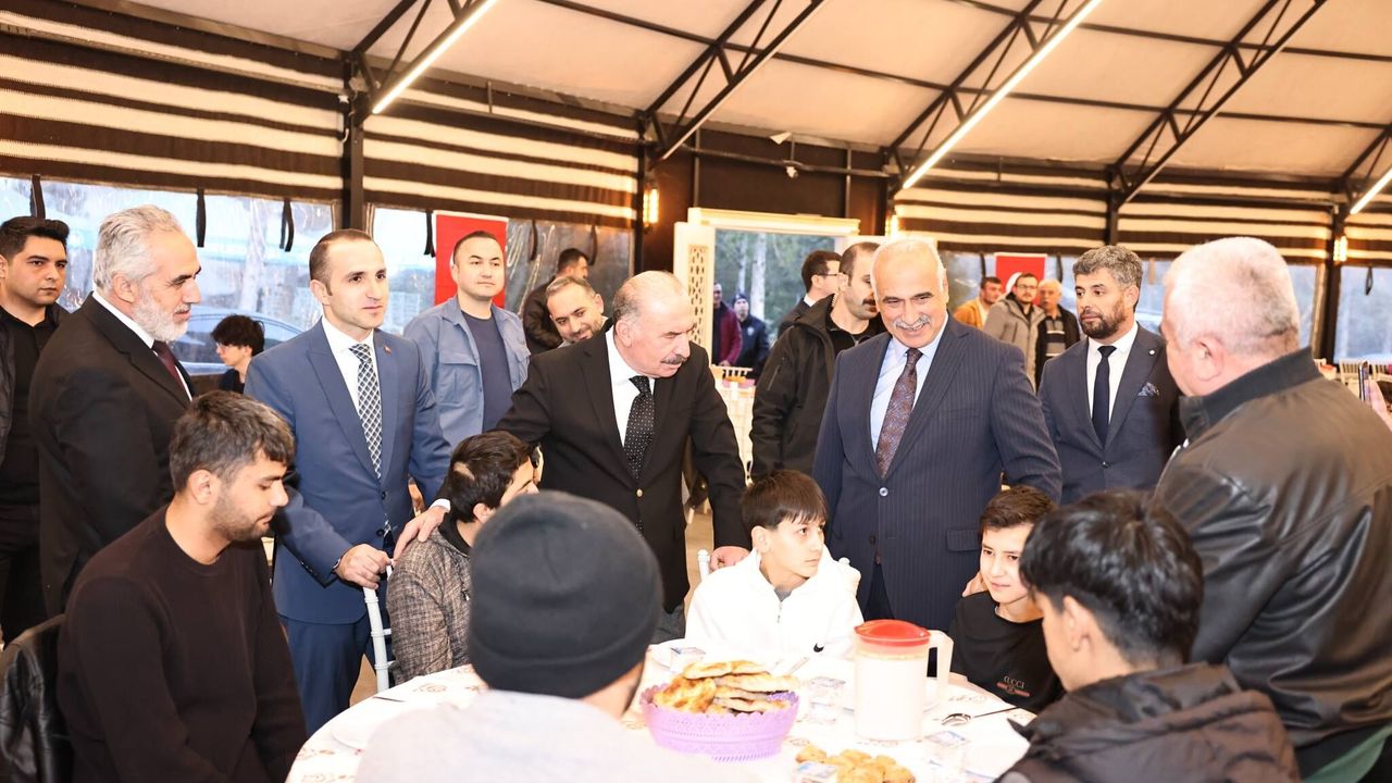 İskilip’te Ramazan Sofrasında Gençlerle Buluşma