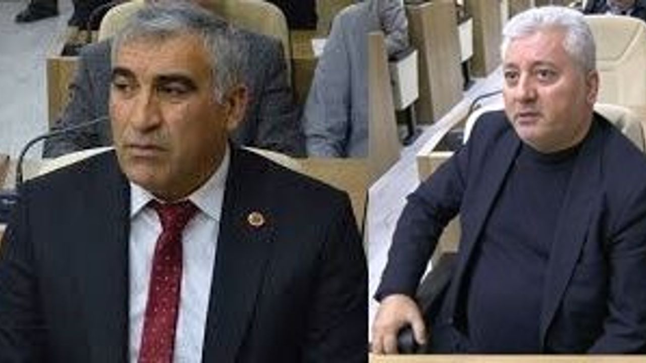 Mecliste Şok Gelişme! MHP Grubunda Bayrak Değişimi