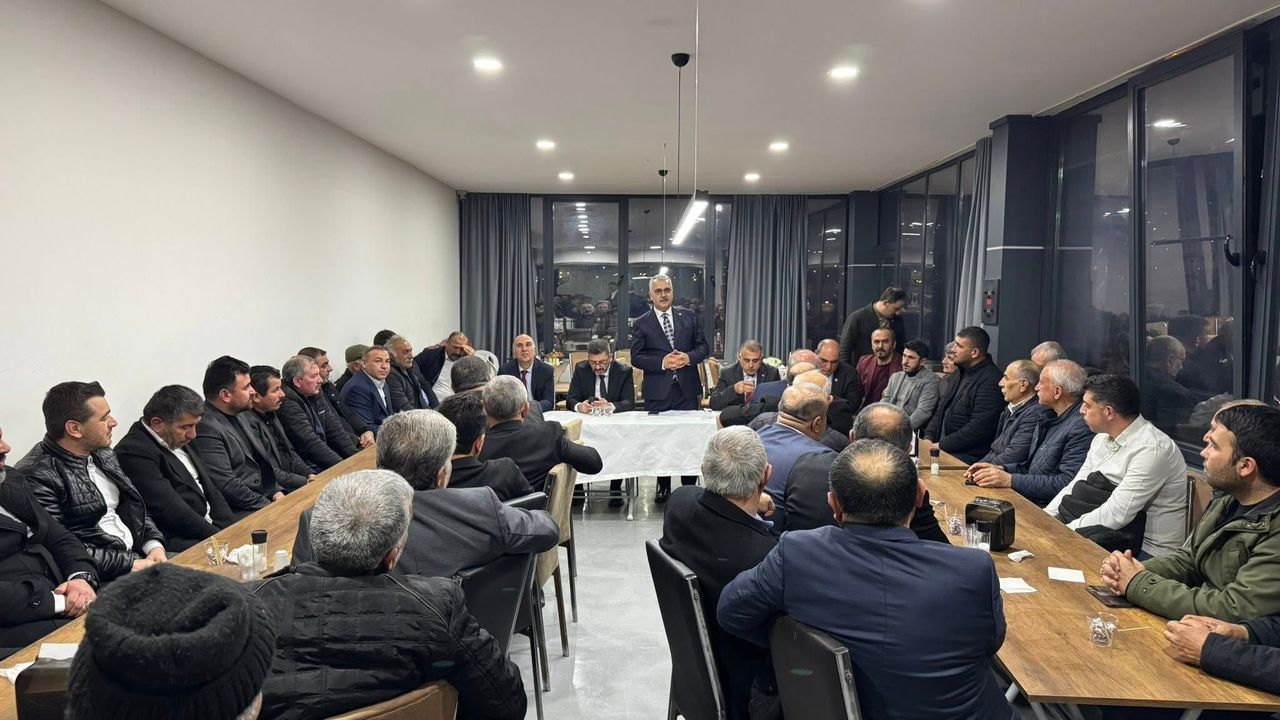 Milletvekili Ahlatcı, Sungurlu’da Buluştuğu Muhtarların Taleplerini Ankara’ya Taşıyacak