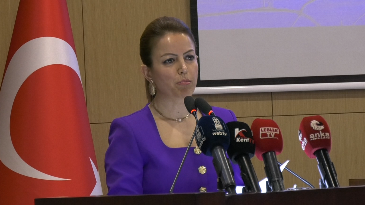Naz Bulut’tan Sert Çıkış: “Belediyede Bütçe Var, Proje Yok!”