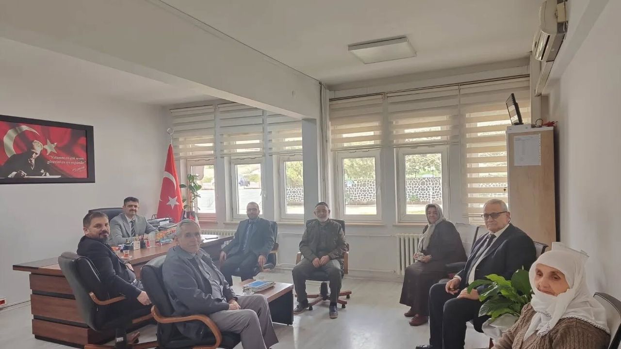 Osmancık’ta Ulu Çınarlardan Anlamlı Ziyaret