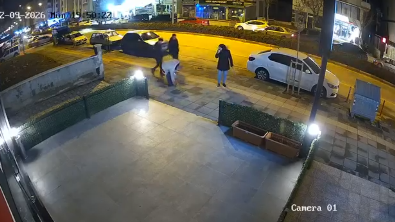 DÜŞÜRÜLEN ALTIN KOLYE ARANIYOR! KAMERALARA YANSIDI