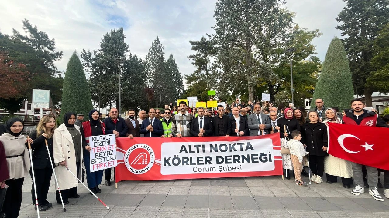 ÇORUM’DA BEYAZ BASTONLA FARKINDALIK YÜRÜYÜŞÜ